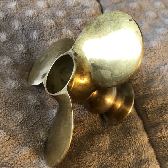 Vintage Heavy Solid Brass Boat Propeller Candle Holder. Excellent Condition.